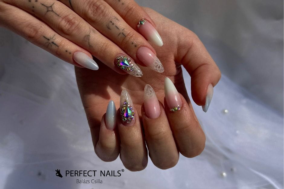 Carnival nail trends – Celebrate in style with eye-catching nails!