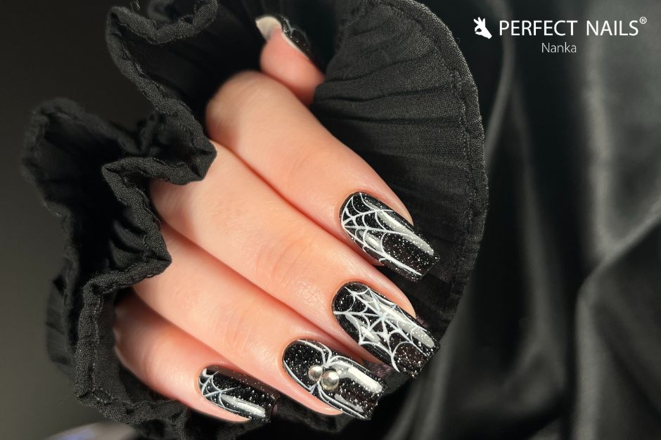 Halloween nail trends – How to make your nails perfect for the spookiest holiday of the year!