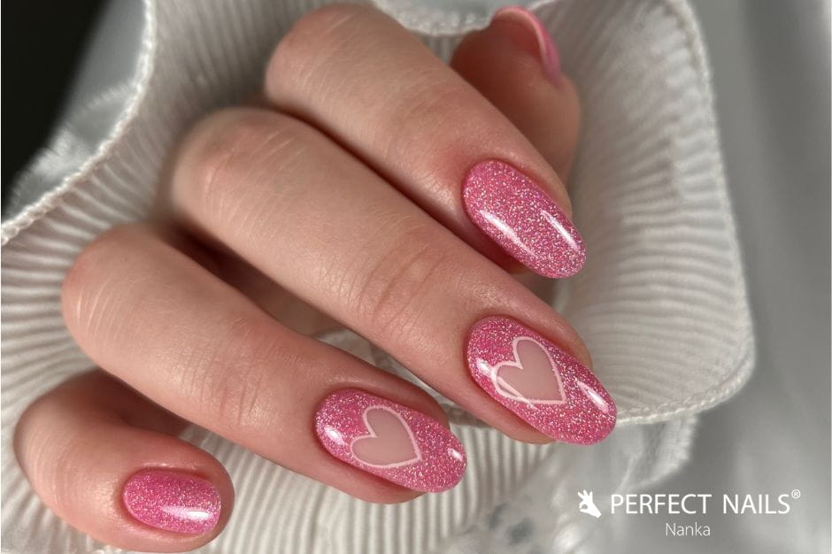 Subtle romance in the details – Valentine’s Day nails